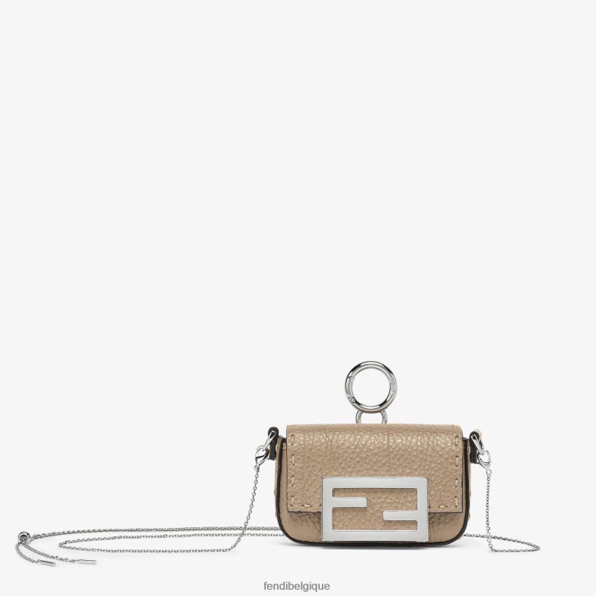 accessoires Fendi charm en cuir nano baguette beige femmes 8X8J2J52 Fendi Sac