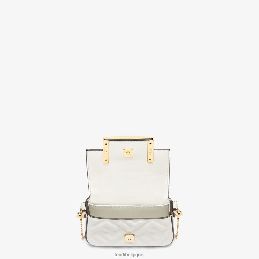 accessoires Fendi charm en cuir nappa blanc femmes 8X8J2J504 Fendi Lunette De Soleil