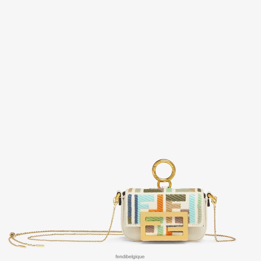 accessoires Fendi charme de toile beige femmes 8X8J2J233 Fendi Belgique