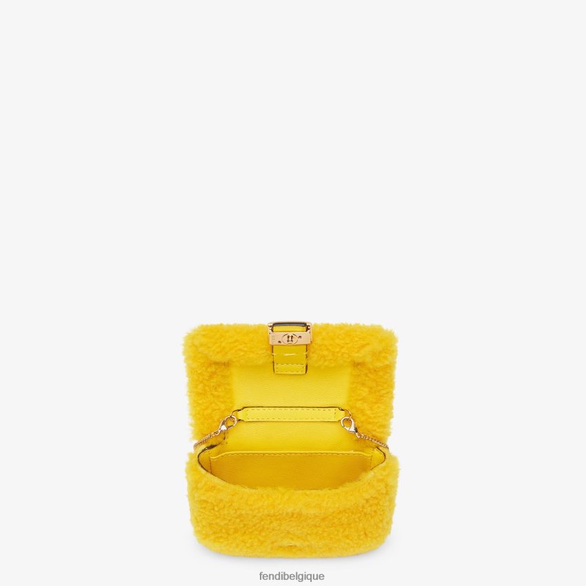 accessoires Fendi charme en peau de mouton jaune femmes 8X8J2J390 Fendi Lunette De Soleil