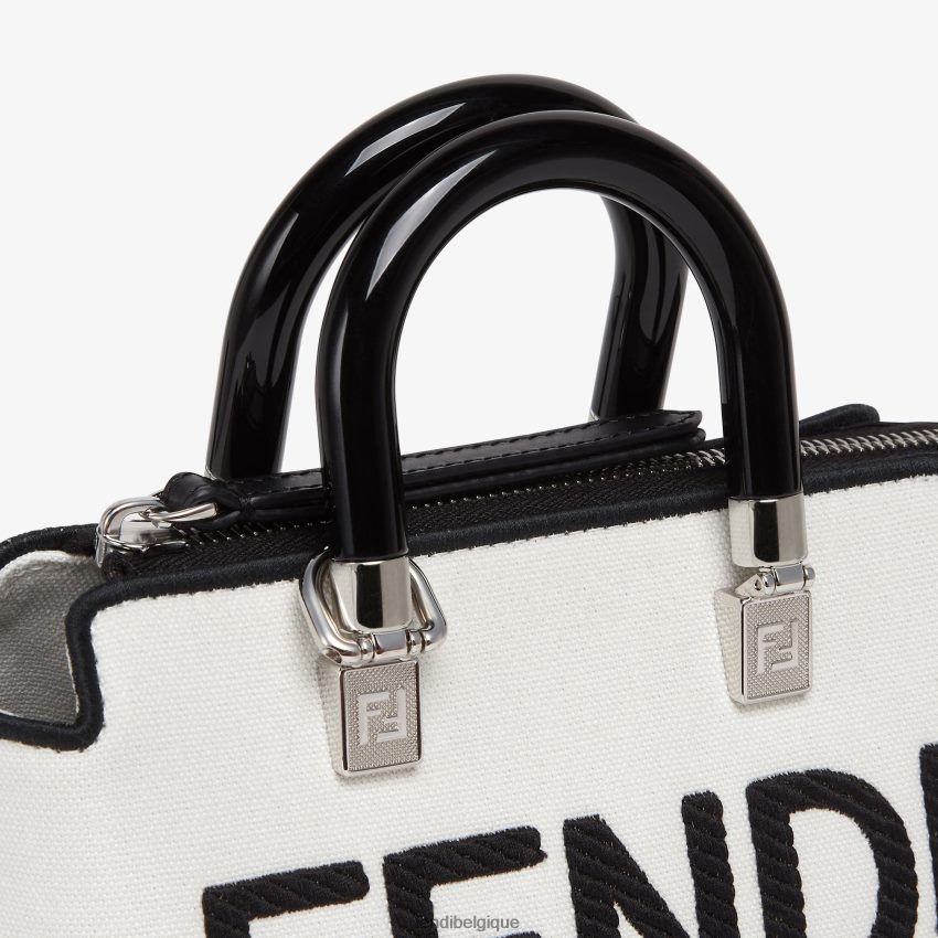accessoires Fendi petit sac Boston en toile avec broderie Roma blanc femmes 8X8J2J700 Fendi Sac