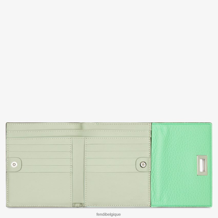 accessoires Fendi portefeuille en cuir coucou vert femmes 8X8J2J1485 Fendi Lunette De Soleil
