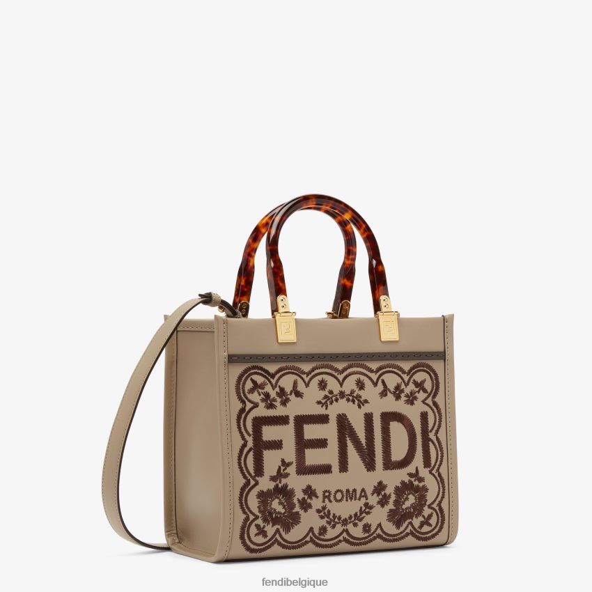accessoires Fendi sac cabas en cuir tourterelle avec broderie florale gris femmes 8X8J2J656 Fendi Belgique