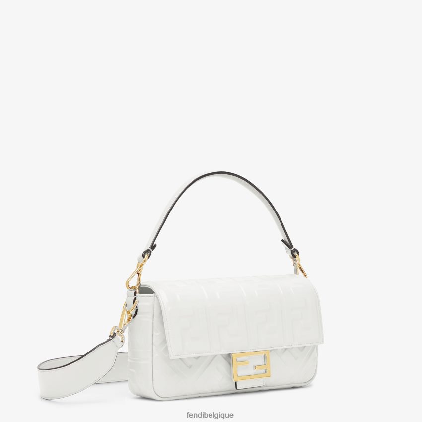 accessoires Fendi sac en cuir baguette blanc femmes 8X8J2J749 Fendi Belgique