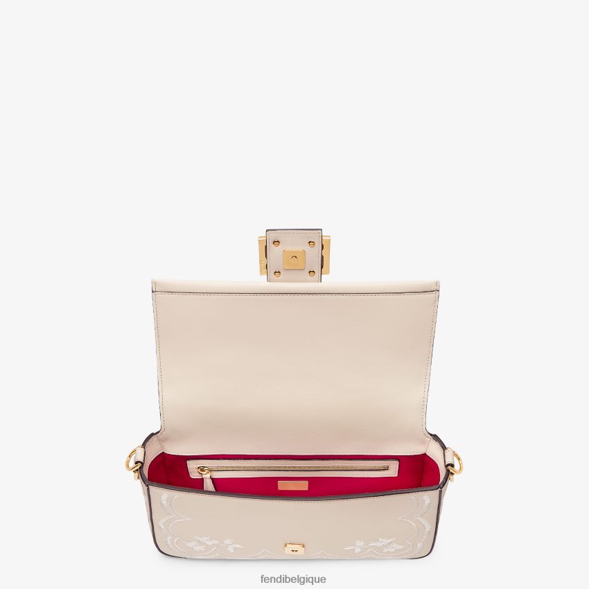 accessoires Fendi sac en cuir camélia avec broderie florale rose femmes 8X8J2J653 Fendi Belgique