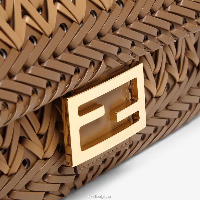 accessoires Fendi sac en cuir entrelacé brun femmes 8X8J2J658 Fendi Sac