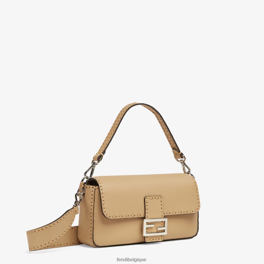 accessoires Fendi sac selleria avec surpiqûres oversize beige femmes 8X8J2J693 Fendi Lunette De Soleil