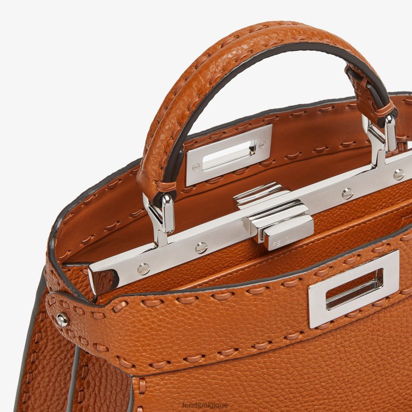 accessoires Fendi sac selleria avec surpiqûres oversize brun femmes 8X8J2J612 Fendi Lunette De Soleil