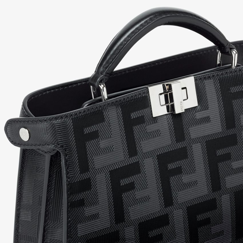 accessoires Fendi Peekaboo iseeu xcross sac en cuir noir hommes 8X8J2J1808 Fendi Belgique